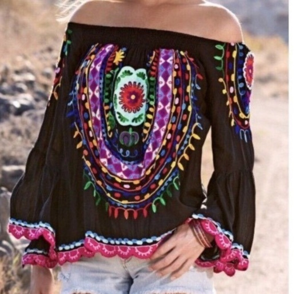 Ruby Yaya Black Embroidered Top Womens Small Boho Festival Artsy Gypsy Whimsical